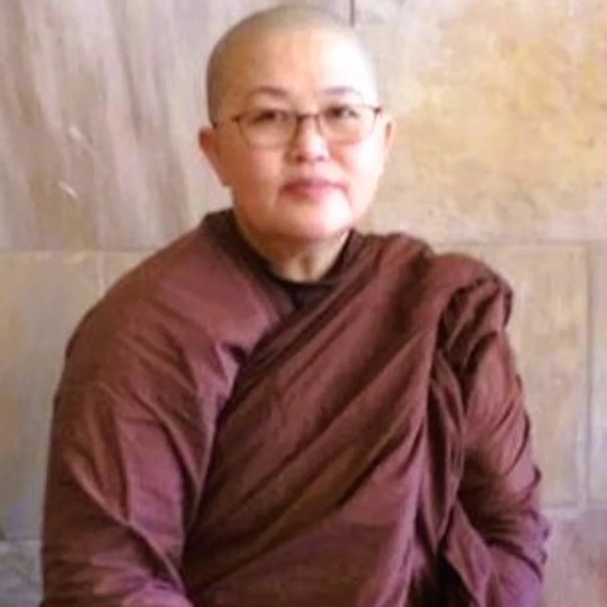 Ajahn Hāsapañña